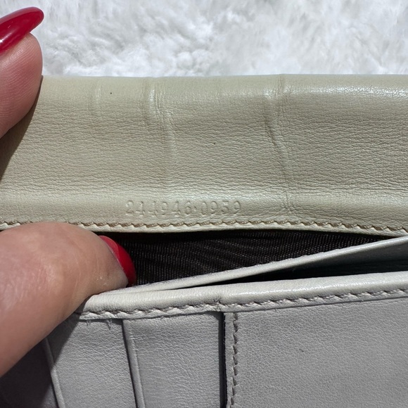 Gucci Beige Wallet - Picture 11 of 11